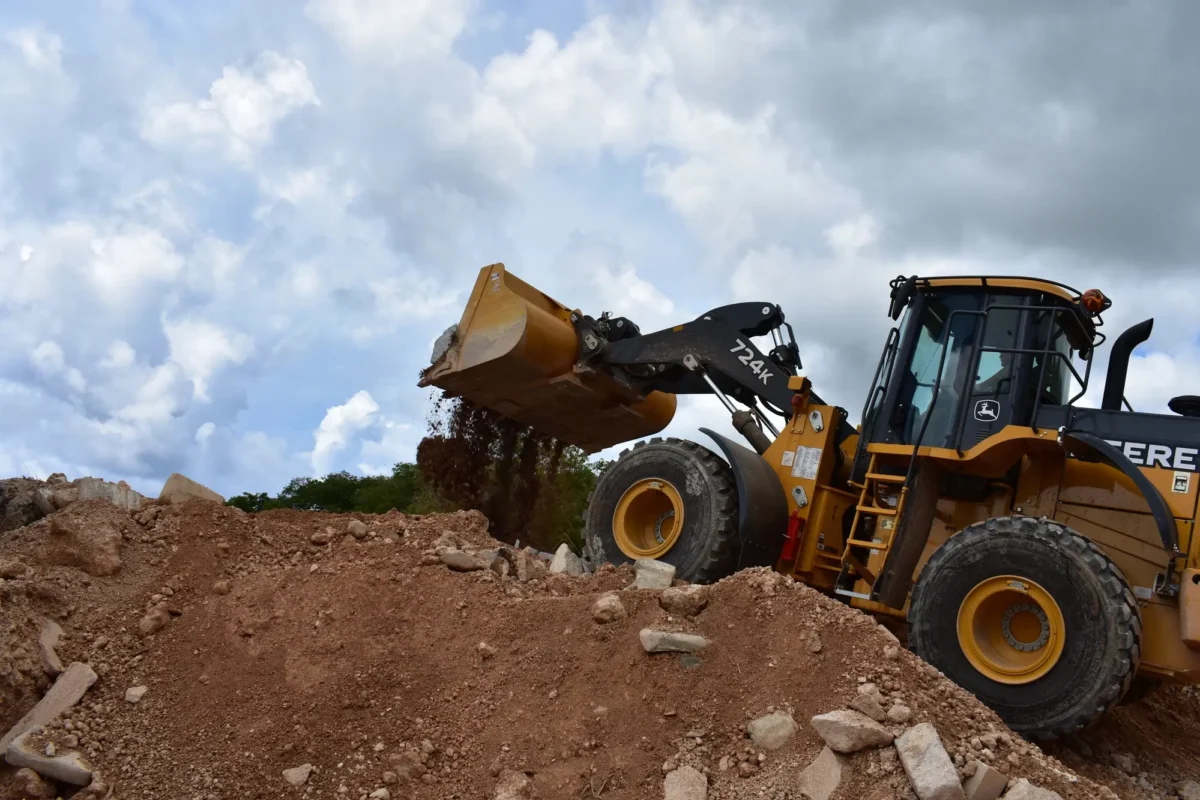 02国外项目成功案例展示-Overseas Construction Machinery Project Cases Wheel loader on infrastructure worksite