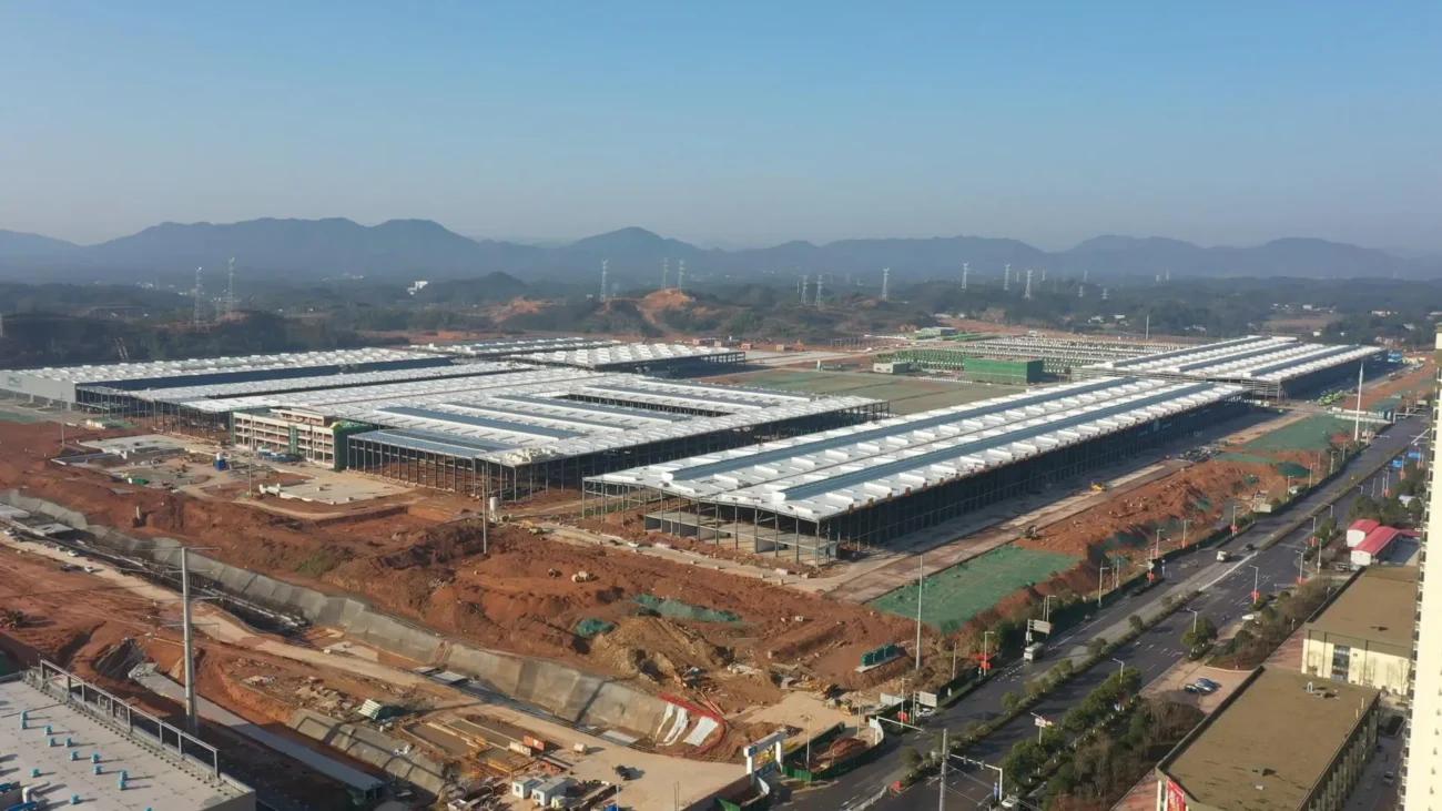 02国外项目成功案例展示-Overseas Construction Machinery Project Cases Large equipment industrial park aerial