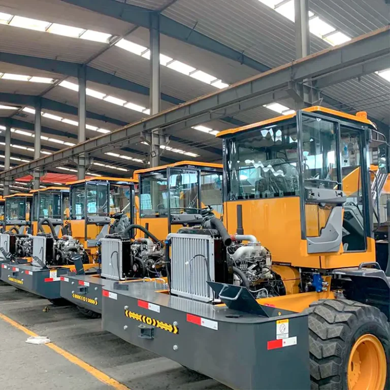 02国外项目成功案例展示-Overseas Construction Machinery Project Cases Compact machinery factory showroom