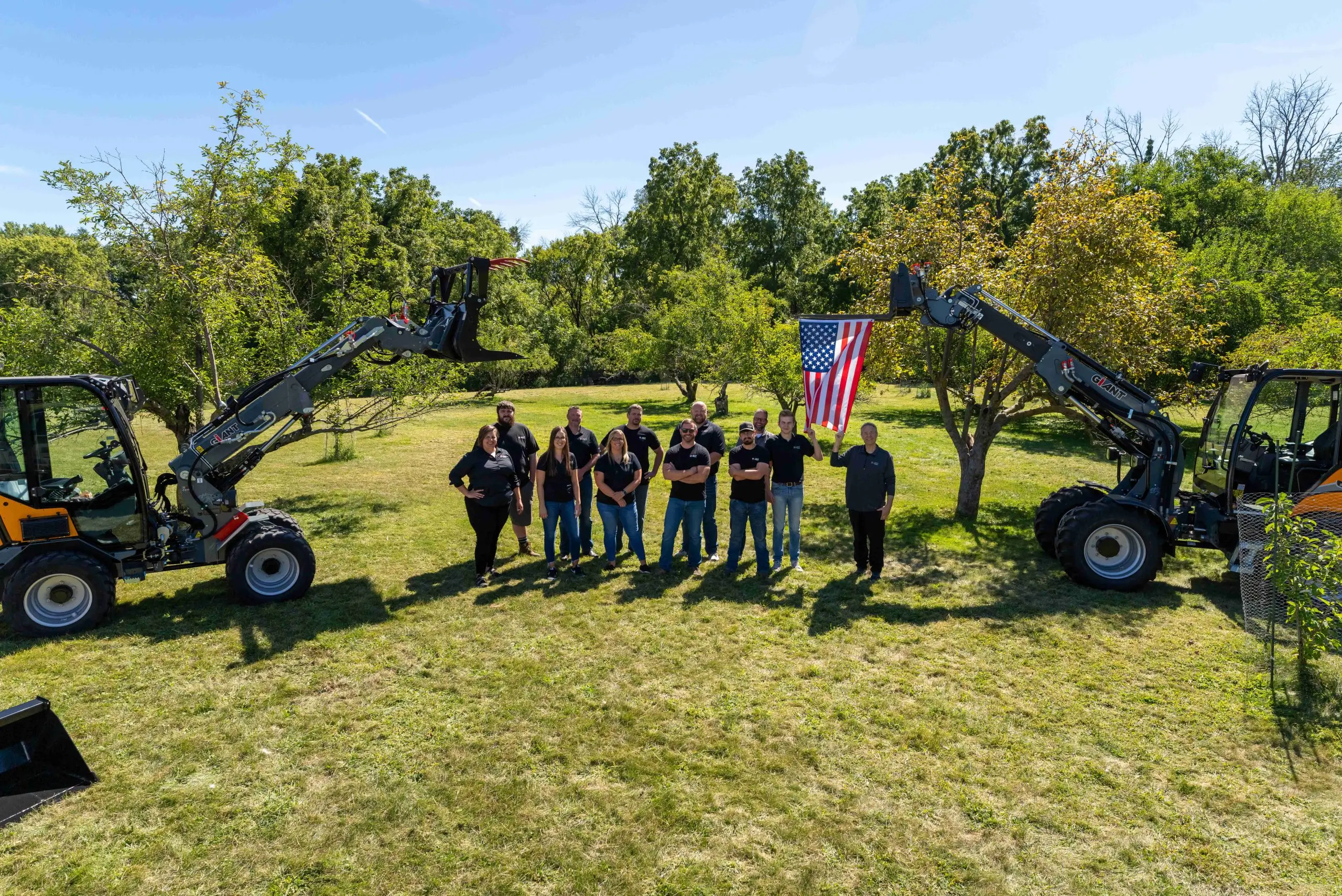03团队信息展示员工风彩页-Concrete Mixer Manufacturer Team Compact loader field team