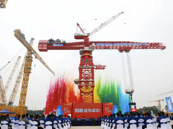 03团队信息展示员工风彩页-Concrete Mixer Manufacturer Team Construction machinery launch team