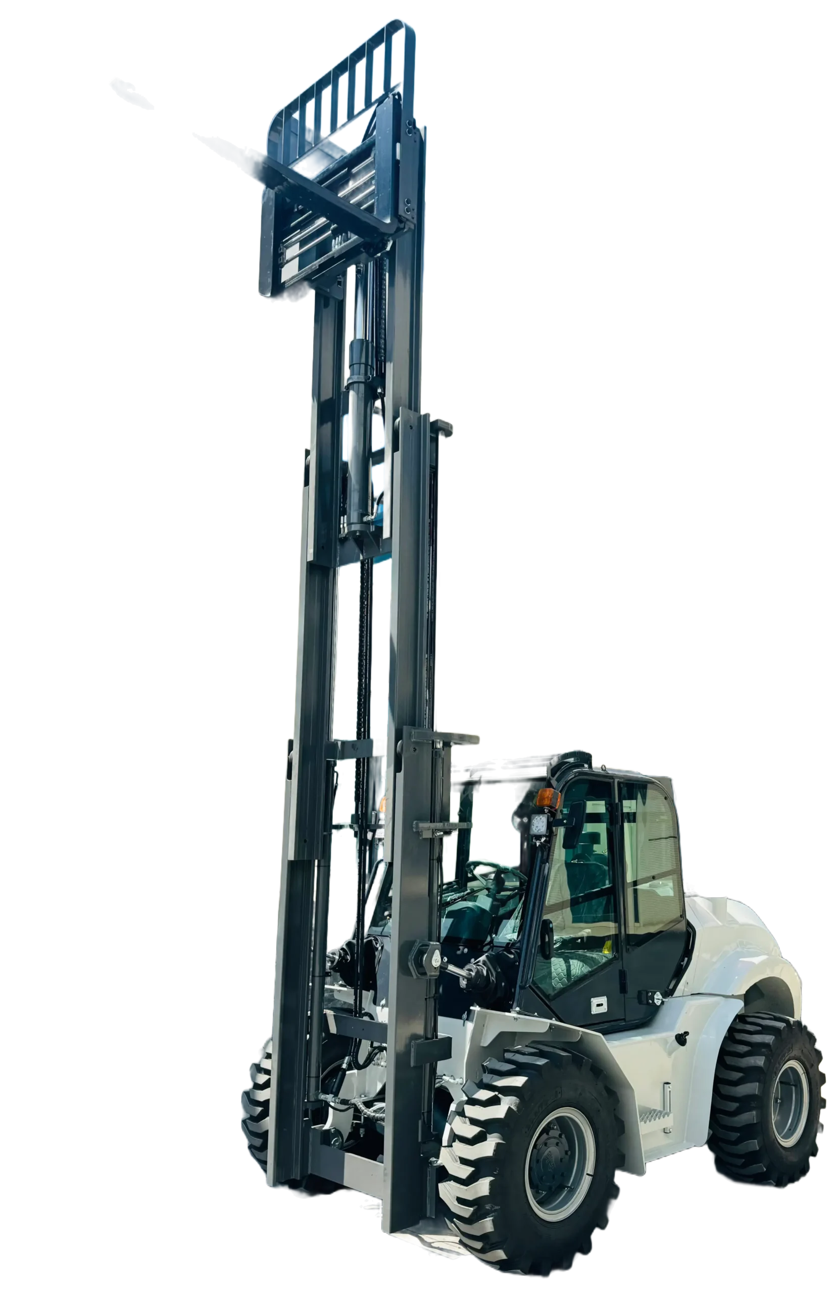 MG3580 all-terrain forklift view 4