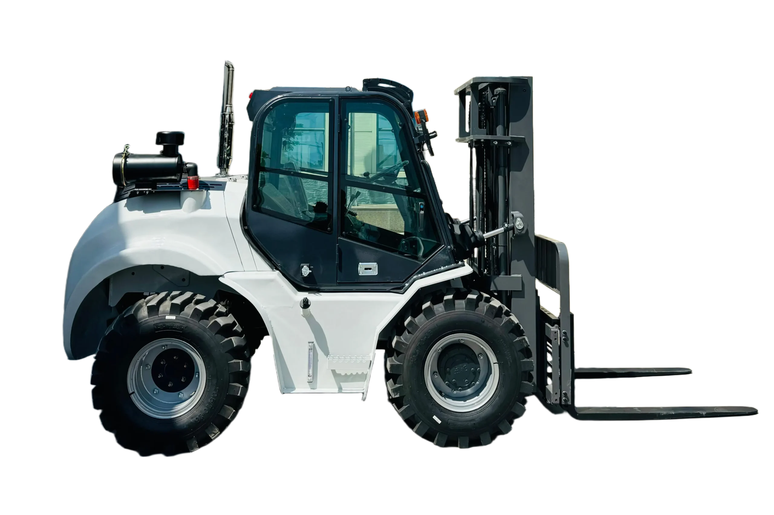 MG3580 all-terrain forklift product view 1